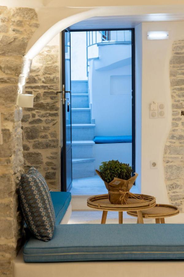 Margaret'S Houses In Tinos Town Exterior photo
