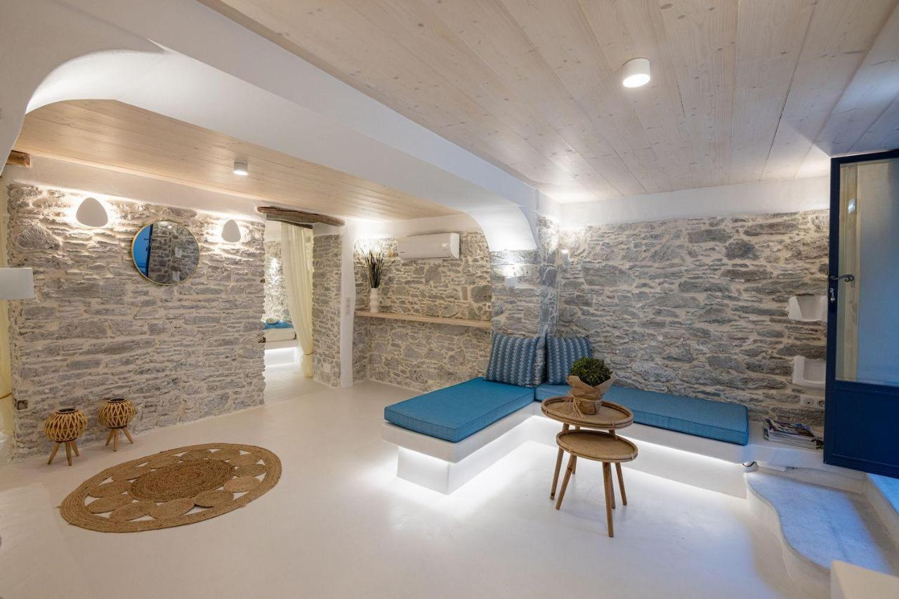 Margaret'S Houses In Tinos Town Exterior photo